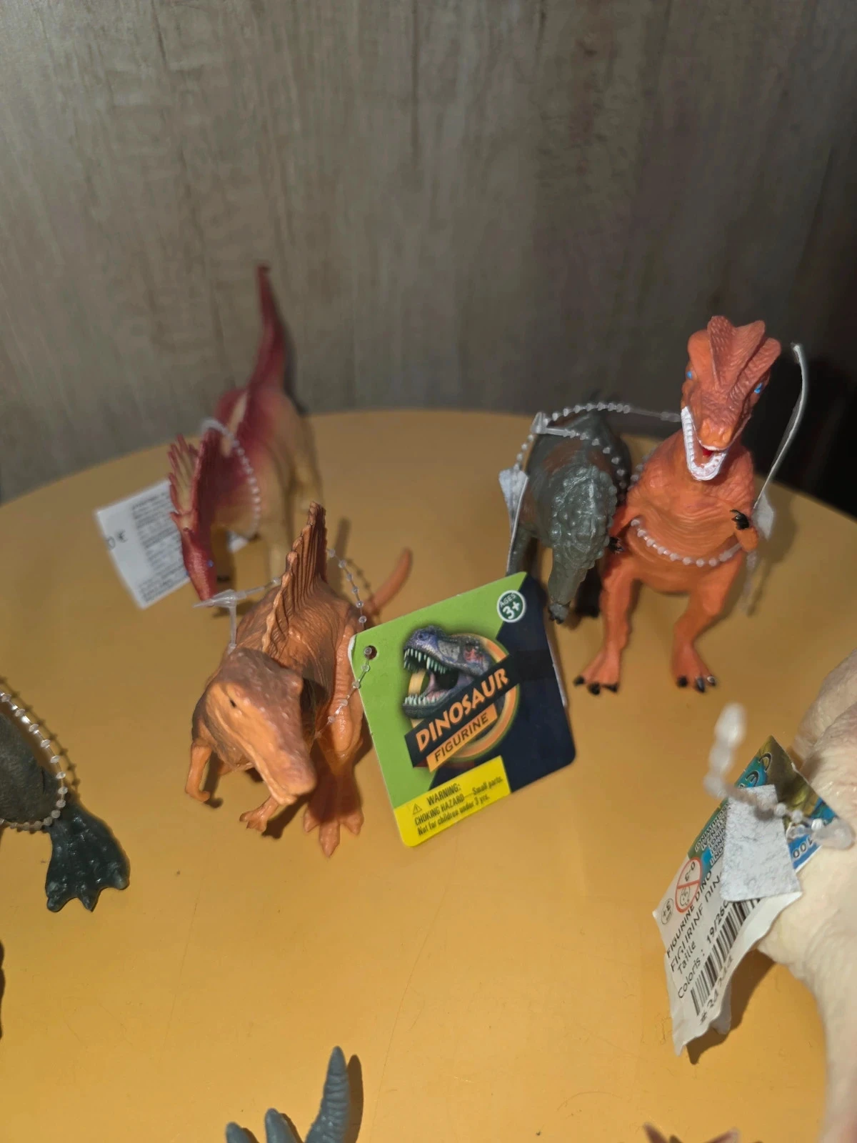 Lot 1 de 10 figurines Dinosaures 3 ans et + – photo 5